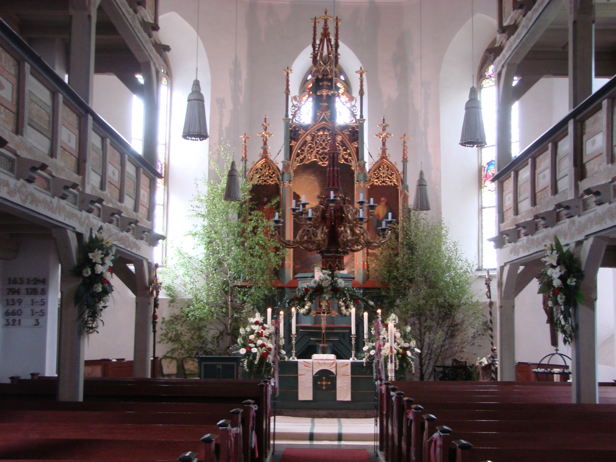 Kirchengemeinde Döbra dekanat.nailaelkb.de